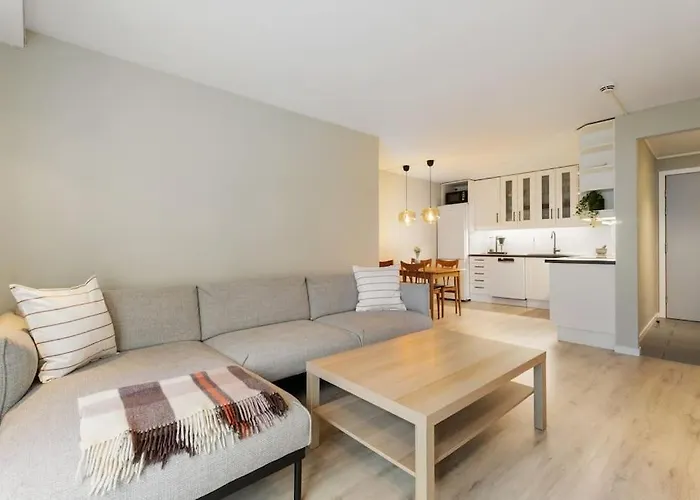 Parkside Charm - - 6 Guests - Everything Included - Grünerløkka
