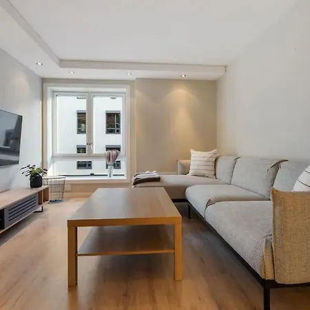 Parkside Charm - - 6 Guests - Everything Included - Grunerlokka Apartment